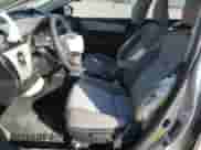 2019 Toyota Corolla XLE z VIN 5YFBURHE5KP873396, wystawiony jako Copart lot #82557275 z przebiegiem 117 961 mil mil oraz Czysty tytuł • Clean title. Historia ofert i sprzedaży dostępna na DreamBid. Obrazek 7.