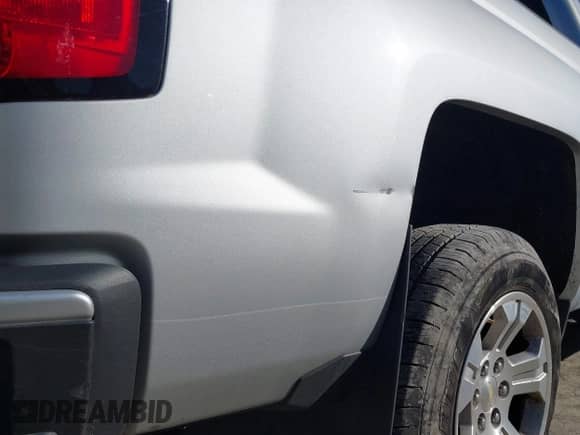 2017 Chevrolet Silverado 1500 LT с VIN 3GCUKREC0HG139572, выставлен на аукционе IAAI как лот 43418678 с пробегом 50 004 миль миль и . История ставок и продаж доступна на DreamBid. Изображение 21.