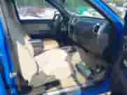 2007 Chevrolet Colorado 2LT z VIN 1GCCS13E678236376, wystawiony jako IAAI lot #42720357 z przebiegiem Nie podano mil oraz . Historia ofert i sprzedaży dostępna na DreamBid. Obrazek 5.