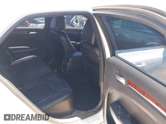 2013 Chrysler 300 with VIN 2C3CCARG1DH533443, listed as a IAAI auction lot 42302718 with 89,098 mi miles and . Bid and sale history available at DreamBid. Image 8.