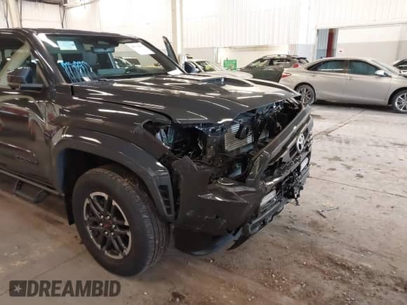 2024 Toyota Tacoma SR5 with VIN 3TMLB5JN9RM067351, listed as a IAAI auction lot 41529043 with 3,054 mi miles and . Bid and sale history available at DreamBid. Image 20.