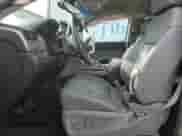 2015 Chevrolet Suburban LT z VIN 1GNSKJKC0FR646425, wystawiony jako Copart lot #44880954 z przebiegiem 116 995 mil mil oraz . Historia ofert i sprzedaży dostępna na DreamBid. Obrazek 7.