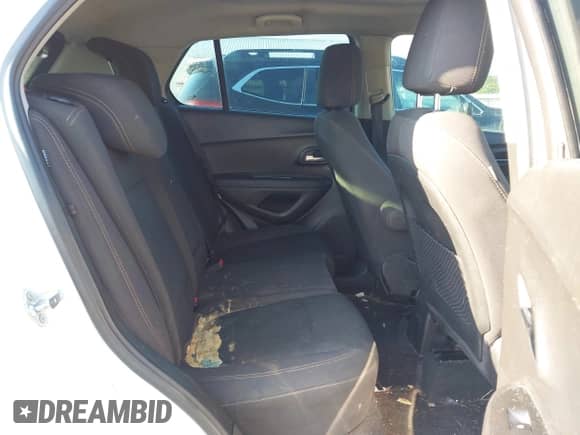 2018 Chevrolet Trax LS с VIN 3GNCJKSB5JL228964, выставлен на аукционе IAAI как лот 43041845 с пробегом 132 615 миль миль и . История ставок и продаж доступна на DreamBid. Изображение 8.