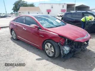 2013 Hyundai Sonata Limited z VIN KMHEC4A47DA069205, wystawiony jako IAAI lot #42865466 z przebiegiem 146 015 mil mil oraz . Historia ofert i sprzedaży dostępna na DreamBid. Obrazek 1.