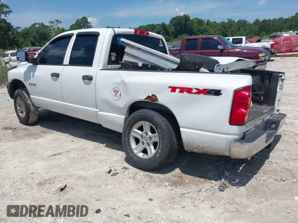 2008 Dodge 1500 SLT with VIN 1D7HU18N58J207069, listed as a IAAI auction lot 42645468 with 137,217 mi miles and . Bid and sale history available at DreamBid. Image 3.