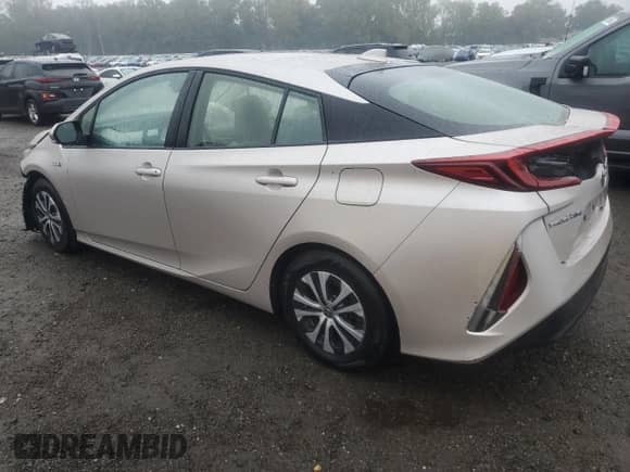 2021 Toyota Prius LE with VIN JTDKAMFP4M3171971, listed as a Copart auction lot 81032285 with 47,413 mi miles and Salvage title. Bid and sale history available at DreamBid. Image 2.