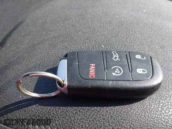 2014 Chrysler 300 C with VIN 2C3CCAET6EH171758, listed as a IAAI auction lot 41991077 with 101,263 mi miles and . Bid and sale history available at DreamBid. Image 11.