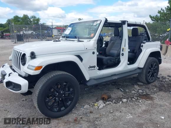 2021 Jeep Wrangler Unlimited Sahara с VIN 1C4HJXEG8MW745760, выставлен на аукционе IAAI как лот 43062353 с пробегом 48 397 миль миль и . История ставок и продаж доступна на DreamBid. Изображение 17.