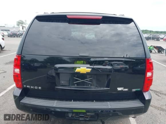 2013 Chevrolet Tahoe LT с VIN 1GNSKBE09DR334950, выставлен на аукционе IAAI как лот 42709137 с пробегом 160 401 миль миль и . История ставок и продаж доступна на DreamBid. Изображение 16.