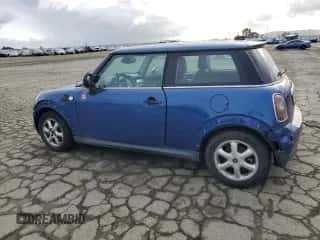 2008 MINI Hardtop with VIN WMWMF33538TU63881, listed as a Copart auction lot 50844225 with 80,475 mi miles and Salvage title. Bid and sale history available at DreamBid. Image 2.