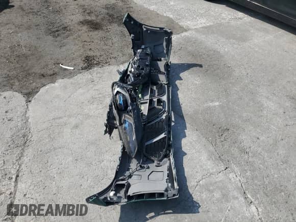 2024 BMW M3 Competition xDrive с VIN WBS43AY06RFS78262, выставлен на аукционе Copart как лот 61053115 с пробегом 42 283 миль миль и Списание • Salvage title. История ставок и продаж доступна на DreamBid. Изображение 12.