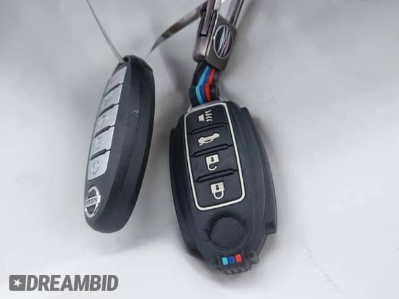 2018 Nissan Murano SV z VIN 5N1AZ2MG7JN157697, wystawiony jako IAAI lot #42190907 z przebiegiem 79 615 mil mil oraz . Historia ofert i sprzedaży dostępna na DreamBid. Obrazek 11.