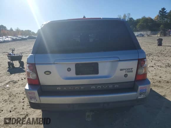2007 Land Rover Range Rover Sport HSE with VIN SALSK25477A993097, listed as a Copart auction lot 87194895 with 180,982 mi miles and Clean title. Bid and sale history available at DreamBid. Image 6.