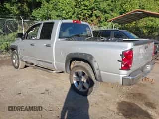 2007 Dodge 1500 SLT с VIN 1D7HU18237J546479, выставлен на аукционе IAAI как лот 43415752 с пробегом 210 440 миль миль и . История ставок и продаж доступна на DreamBid. Изображение 3.