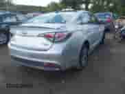 2017 Hyundai Sonata Limited with VIN KMHE34L10HA054800, listed as a IAAI auction lot 43287146 with 110,956 mi miles and . Bid and sale history available at DreamBid. Image 4.