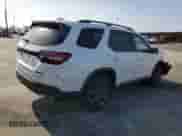 2025 Honda Pilot Sport z VIN 5FNYG1H33SB122231, wystawiony jako Copart lot #61250615 z przebiegiem 4 985 mil mil oraz Szkoda całkowita • Salvage title. Historia ofert i sprzedaży dostępna na DreamBid. Obrazek 3.
