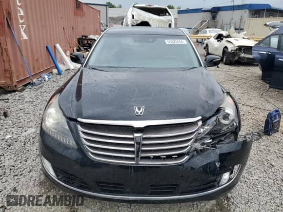 2016 Hyundai Equus Signature with VIN KMHGH4JH0GU101069, listed as a Copart auction lot 65823484 with 99,138 mi miles and Salvage title. Bid and sale history available at DreamBid. Image 5.