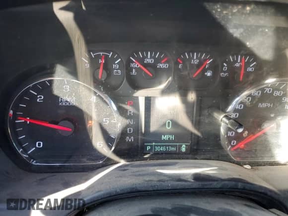 2014 Chevrolet Silverado 1500 Work Truck z VIN 3GCPCPEC5EG266523, wystawiony jako Copart lot #88495065 z przebiegiem 304 613 mil mil oraz Szkoda całkowita • Salvage title. Historia ofert i sprzedaży dostępna na DreamBid. Obrazek 9.