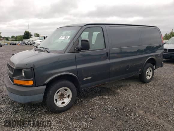 2003 Chevrolet Express Cargo с VIN 1GCGG25V331169826, выставлен на аукционе Copart как лот 69753685 с пробегом 222 900 миль миль и Чистый • Clean title. История ставок и продаж доступна на DreamBid. Изображение 1.