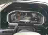 2024 GMC Sierra 1500 SLE z VIN 1GTUUBED7RZ324617, wystawiony jako Copart lot #53523125 z przebiegiem 1 047 mil mil oraz Szkoda całkowita • Salvage title. Historia ofert i sprzedaży dostępna na DreamBid. Obrazek 9.