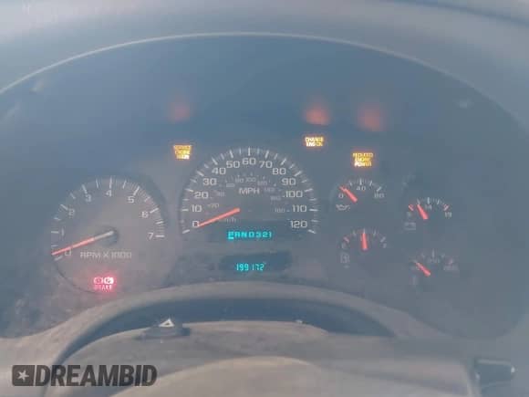 2003 Chevrolet TrailBlazer LT с VIN 1GNDT13S432101814, выставлен на аукционе IAAI как лот 42823256 с пробегом 199 172 миль миль и . История ставок и продаж доступна на DreamBid. Изображение 7.