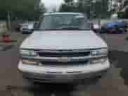 2004 Chevrolet Suburban LT z VIN 1GNFK16Z94J130902, wystawiony jako Copart lot #68551464 z przebiegiem 253 835 mil mil oraz Szkoda całkowita • Salvage title. Historia ofert i sprzedaży dostępna na DreamBid. Obrazek 5.