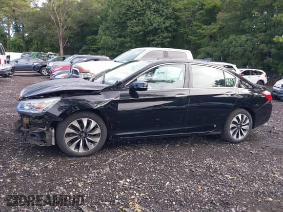 2015 Honda Accord Touring z VIN 1HGCR6F75FA006696, wystawiony jako IAAI lot #43153220 z przebiegiem 136 954 mil mil oraz . Historia ofert i sprzedaży dostępna na DreamBid. Obrazek 14.