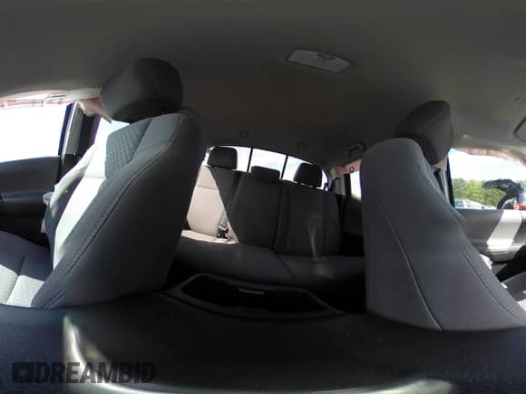 2021 Toyota Tacoma SR5 z VIN 5TFDZ5BN2MX064938, wystawiony jako IAAI lot #42013109 z przebiegiem 40 620 mil mil oraz . Historia ofert i sprzedaży dostępna na DreamBid. Obrazek 18.