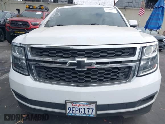 2018 Chevrolet Tahoe LT z VIN 1GNSCBKC1JR206967, wystawiony jako IAAI lot #42565511 z przebiegiem Nie podano mil oraz . Historia ofert i sprzedaży dostępna na DreamBid. Obrazek 12.
