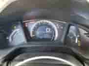 2016 Honda Civic LX z VIN 19XFC2F54GE081344, wystawiony jako Copart lot #43571544 z przebiegiem 118 096 mil mil oraz Czysty tytuł • Clean title. Historia ofert i sprzedaży dostępna na DreamBid. Obrazek 9.