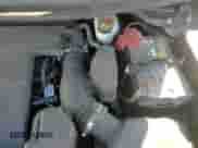 2017 Ford Explorer Limited z VIN 1FM5K8F84HGE26512, wystawiony jako Copart lot #61499195 z przebiegiem 101 042 mil mil oraz Czysty tytuł • Clean title. Historia ofert i sprzedaży dostępna na DreamBid. Obrazek 16.