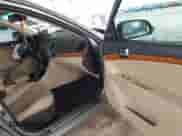 2009 Hyundai Sonata Limited z VIN 5NPEU46CX9H442738, wystawiony jako IAAI lot #42630120 z przebiegiem 179 246 mil mil oraz . Historia ofert i sprzedaży dostępna na DreamBid. Obrazek 5.