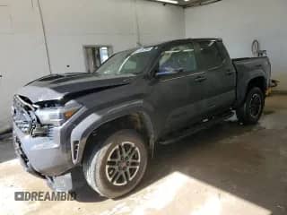 2024 Toyota Tacoma SR5 with VIN 3TMLB5JN6RM022769, listed as a Copart auction lot 85087965 with 17,767 mi miles and Salvage title. Bid and sale history available at DreamBid. Image 1.