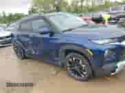 2022 Chevrolet TrailBlazer LT z VIN KL79MPS23NB007312, wystawiony jako IAAI lot #43052160 z przebiegiem 51 730 mil mil oraz . Historia ofert i sprzedaży dostępna na DreamBid. Obrazek 13.