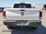 2017 Ram 1500 Tradesman z VIN 1C6RR6FG7HS841311, wystawiony jako Copart lot #67495535 z przebiegiem 155 952 mil mil oraz Czysty tytuł • Clean title. Historia ofert i sprzedaży dostępna na DreamBid. Obrazek 6.