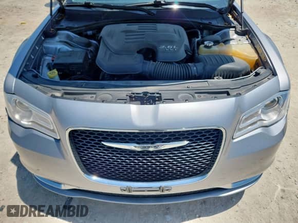 2016 Chrysler 300 Anniversary Edition с VIN 2C3CCAAG9GH141472, выставлен на аукционе Copart как лот 59816425 с пробегом 117 729 миль миль и Чистый • Clean title. История ставок и продаж доступна на DreamBid. Изображение 11.