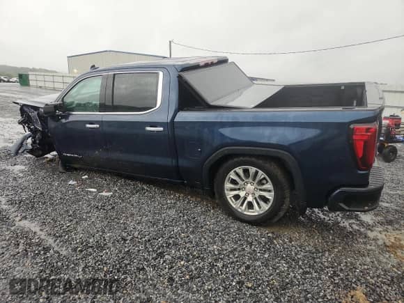 2023 GMC Sierra 1500 Denali z VIN 1GTUUGED9PZ137390, wystawiony jako Copart lot #67752445 z przebiegiem 37 436 mil mil oraz Szkoda całkowita • Salvage title. Historia ofert i sprzedaży dostępna na DreamBid. Obrazek 2.