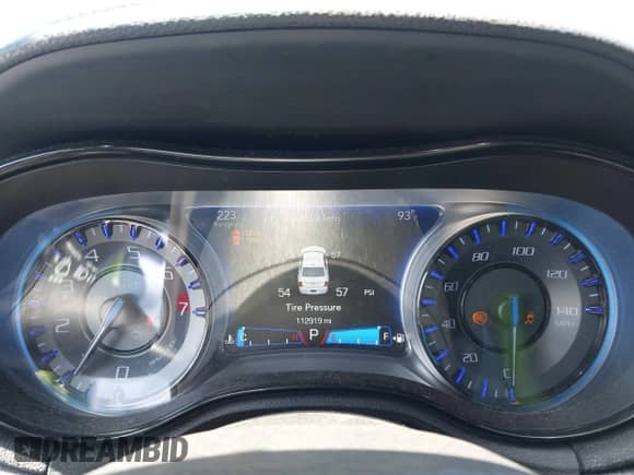 2016 Chrysler 300 S с VIN 2C3CCAGG7GH270382, выставлен на аукционе IAAI как лот 42701338 с пробегом 112 919 миль миль и . История ставок и продаж доступна на DreamBid. Изображение 7.