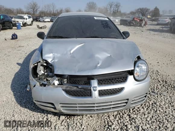 2005 Dodge Neon SXT z VIN 1B3ES56C85D193143, wystawiony jako Copart lot #48652435 z przebiegiem 61 437 mil mil oraz Szkoda całkowita • Salvage title. Historia ofert i sprzedaży dostępna na DreamBid. Obrazek 5.