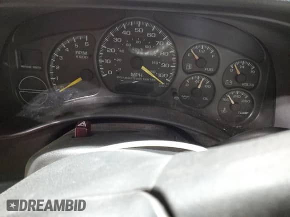 2000 Chevrolet Silverado 1500 with VIN 1GCEC14V0YE264553, listed as a Copart auction lot 44762715 with Not provided miles and Clean title. Bid and sale history available at DreamBid. Image 9.