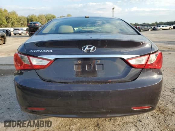 2011 Hyundai Sonata GLS with VIN 5NPEB4AC2BH019056, listed as a Copart auction lot 86663165 with 212,191 mi miles and Salvage title. Bid and sale history available at DreamBid. Image 6.