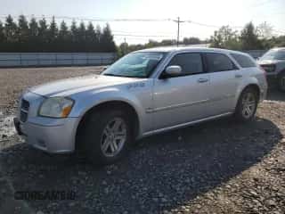 2005 Dodge Magnum RT с VIN 2D4GV58255H677120, выставлен на аукционе Copart как лот 65955544 с пробегом 157 671 миль миль и Списание • Salvage title. История ставок и продаж доступна на DreamBid. Изображение 1.