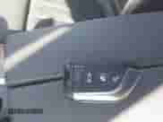 2023 BMW 5 Series 540i z VIN WBA53BJ05PWY03690, wystawiony jako IAAI lot #43131014 z przebiegiem 49 034 mil mil oraz . Historia ofert i sprzedaży dostępna na DreamBid. Obrazek 11.