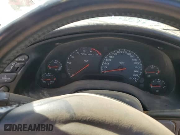 2002 Chevrolet Corvette с VIN 1G1YY22G725121172, выставлен на аукционе Copart как лот 73237894 с пробегом Не указан миль и Списание • Salvage title. История ставок и продаж доступна на DreamBid. Изображение 9.