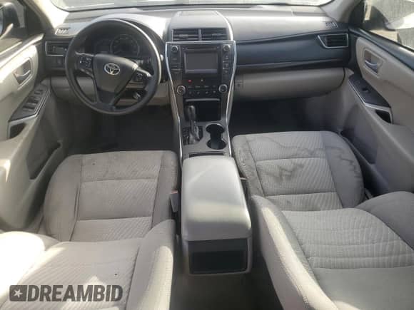 2015 Toyota Camry SE z VIN 4T1BF1FKXFU487419, wystawiony jako Copart lot #82404345 z przebiegiem 161 491 mil mil oraz Szkoda całkowita • Salvage title. Historia ofert i sprzedaży dostępna na DreamBid. Obrazek 8.