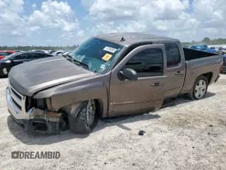 2008 Chevrolet Silverado 1500 2LT with VIN 2GCEC13J081282440, listed as a Copart auction lot 61286895 with 234,902 mi miles and Salvage title. Bid and sale history available at DreamBid. Image 1.
