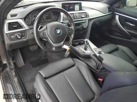 2019 BMW 4 Series 430i xDrive z VIN WBA4W5C53KAE51005, wystawiony jako Copart lot #82091555 z przebiegiem 50 222 mil mil oraz Szkoda całkowita • Salvage title. Historia ofert i sprzedaży dostępna na DreamBid. Obrazek 8.