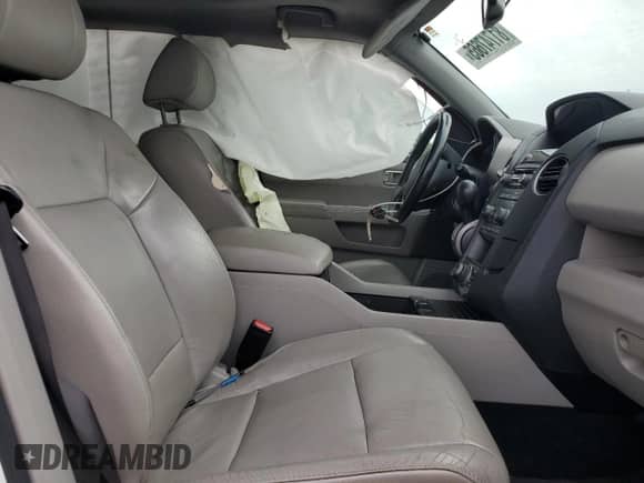 2015 Honda Pilot EX-L with VIN 5FNYF4H73FB069057, listed as a Copart auction lot 81747665 with 103,050 mi miles and Salvage title. Bid and sale history available at DreamBid. Image 7.