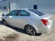 2013 Chevrolet Sonic LT с VIN 1G1JC5SH4D4189254, выставлен на аукционе Copart как лот 86280305 с пробегом 122 115 миль миль и Списание • Salvage title. История ставок и продаж доступна на DreamBid. Изображение 2.