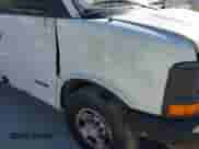2005 Chevrolet Express Cargo z VIN 1GCGG25V151266803, wystawiony jako IAAI lot #43184885 z przebiegiem 172 348 mil mil oraz . Historia ofert i sprzedaży dostępna na DreamBid. Obrazek 6.